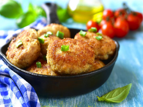 BLW Recipe: Chicken Veggie balls