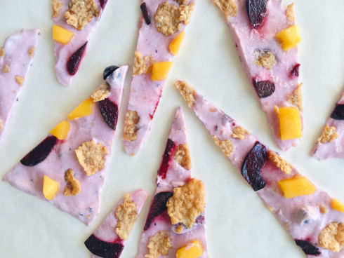 BLW Recipe: Frozen yogurt bark with mango and cherries